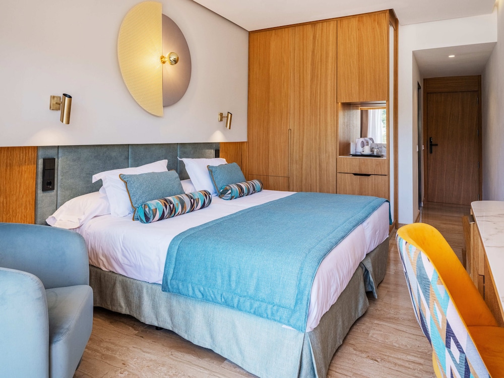 Double Room Single Use, Balcony, Sea View photo 2