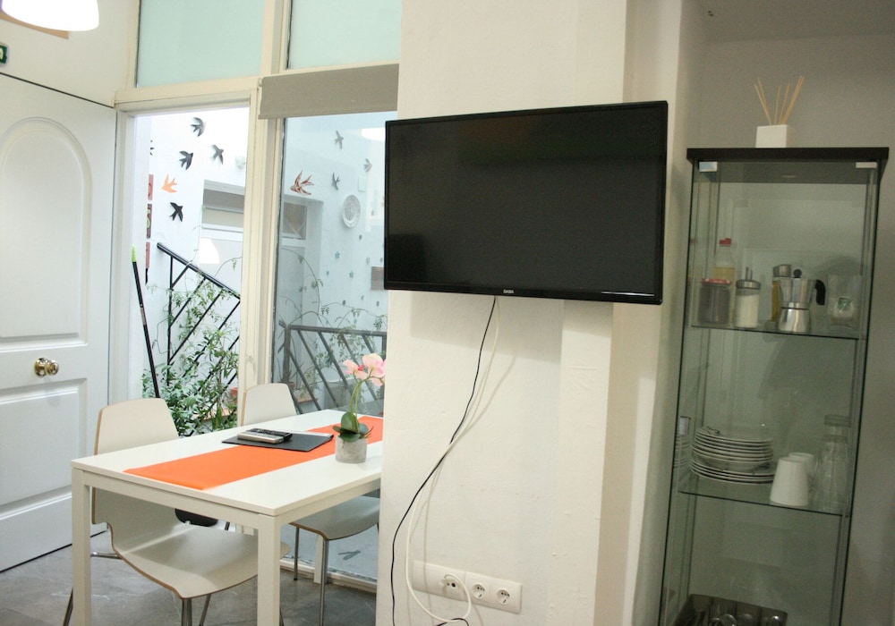 Apartment, 1 Bedroom - Photo 25