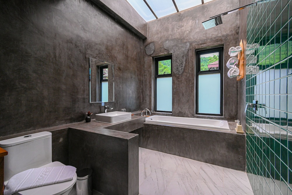 2 Bedroom Bathtub Villa Garden View - Photo 10