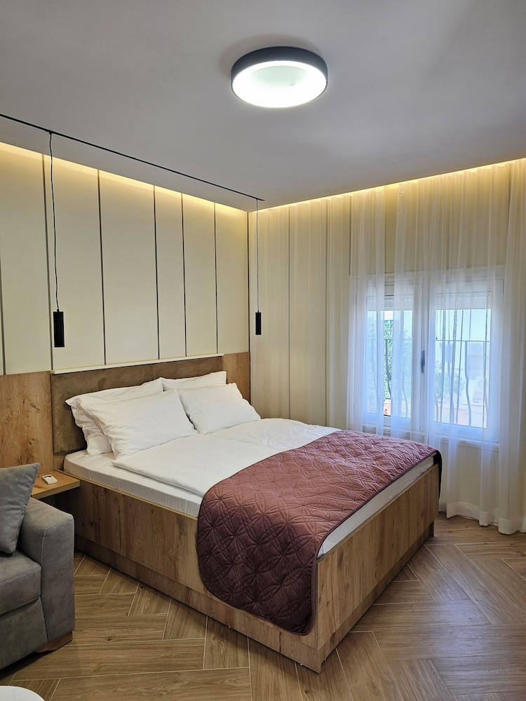 Family Apartment, Balcony