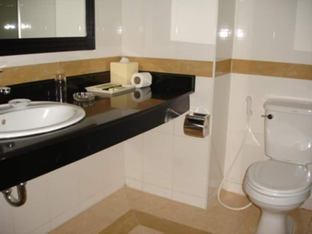 Deluxe Double Room - Photo 8