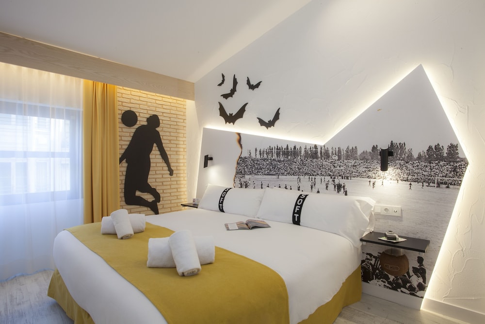 Double Room - Photo 7
