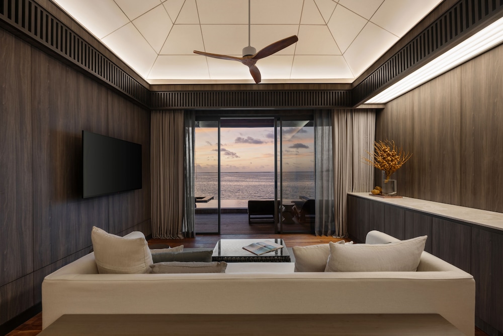 Sunrise Aqua Pool Villa - Photo 8