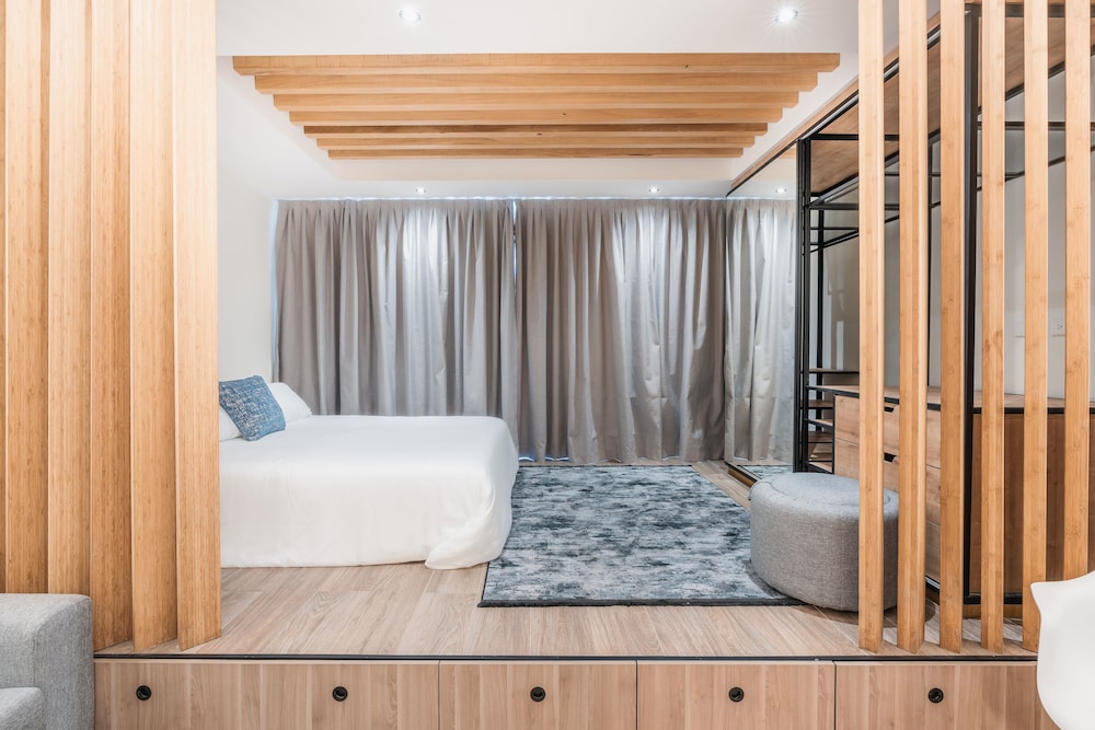 Junior Suite, Terrace, Pool View