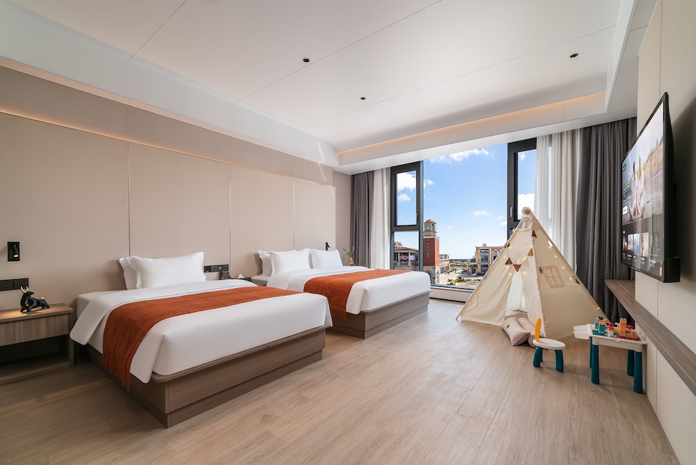 Family Twin Room, City View