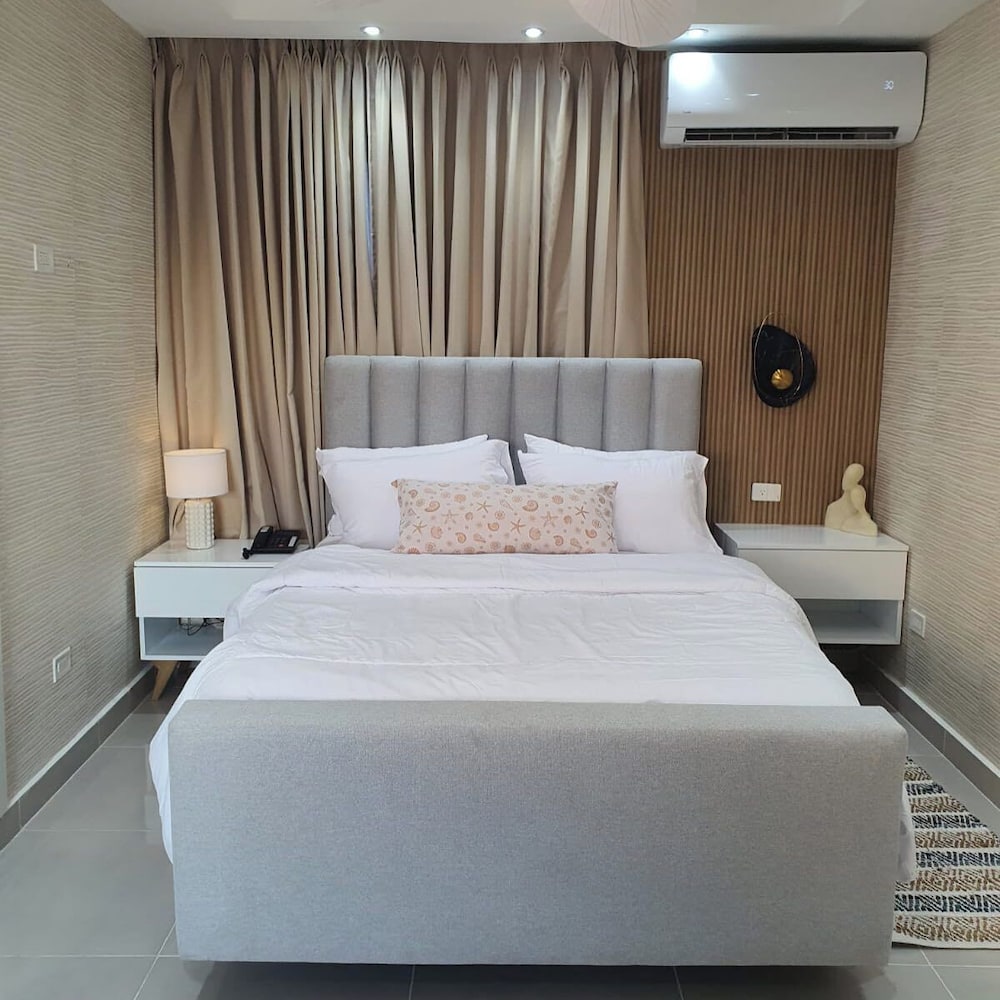 Junior Room, 1 Large Twin Bed, Balcony