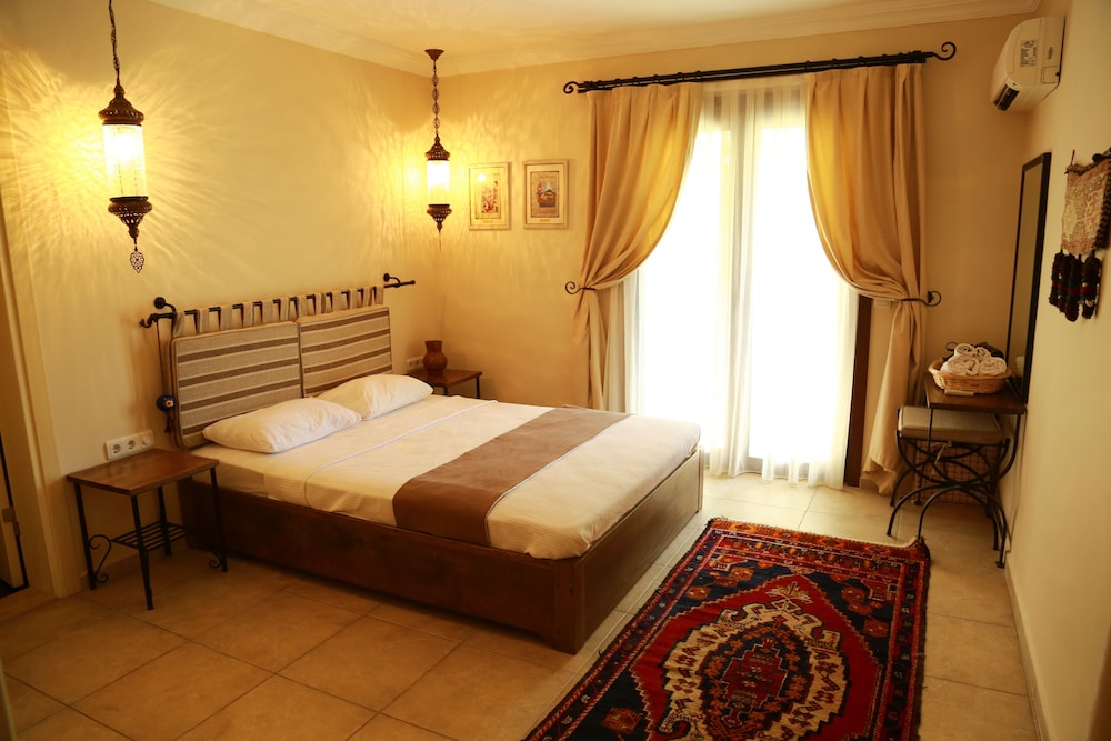 Standard Double or Twin Room - Photo 3