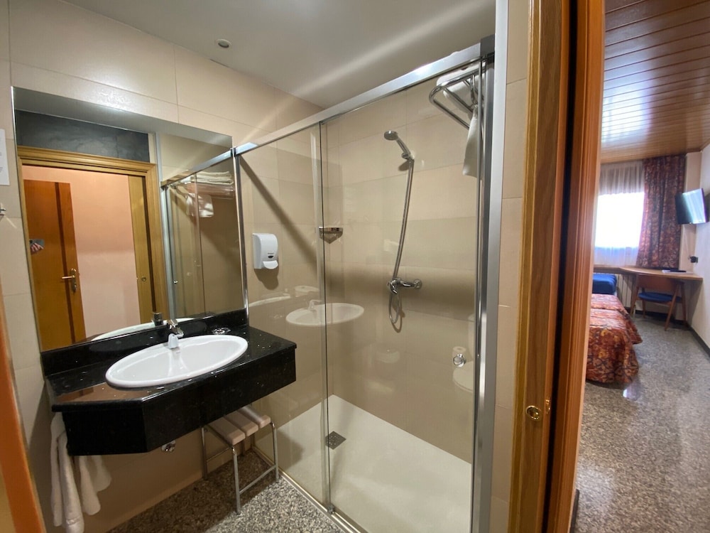 Triple Room - Photo 4