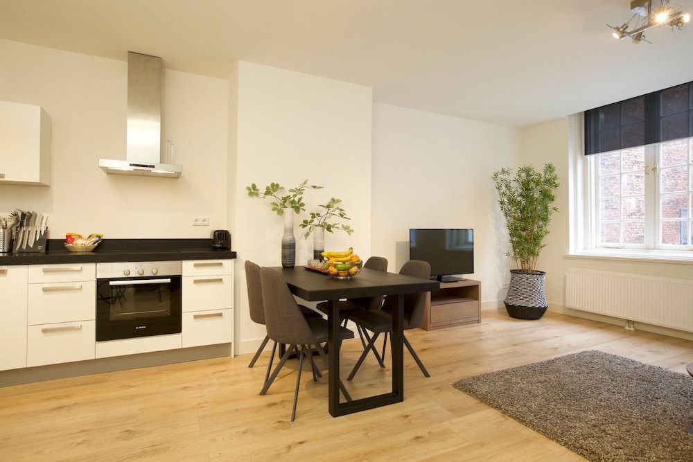 Apartment, 2 Bedrooms (229B) photo 2