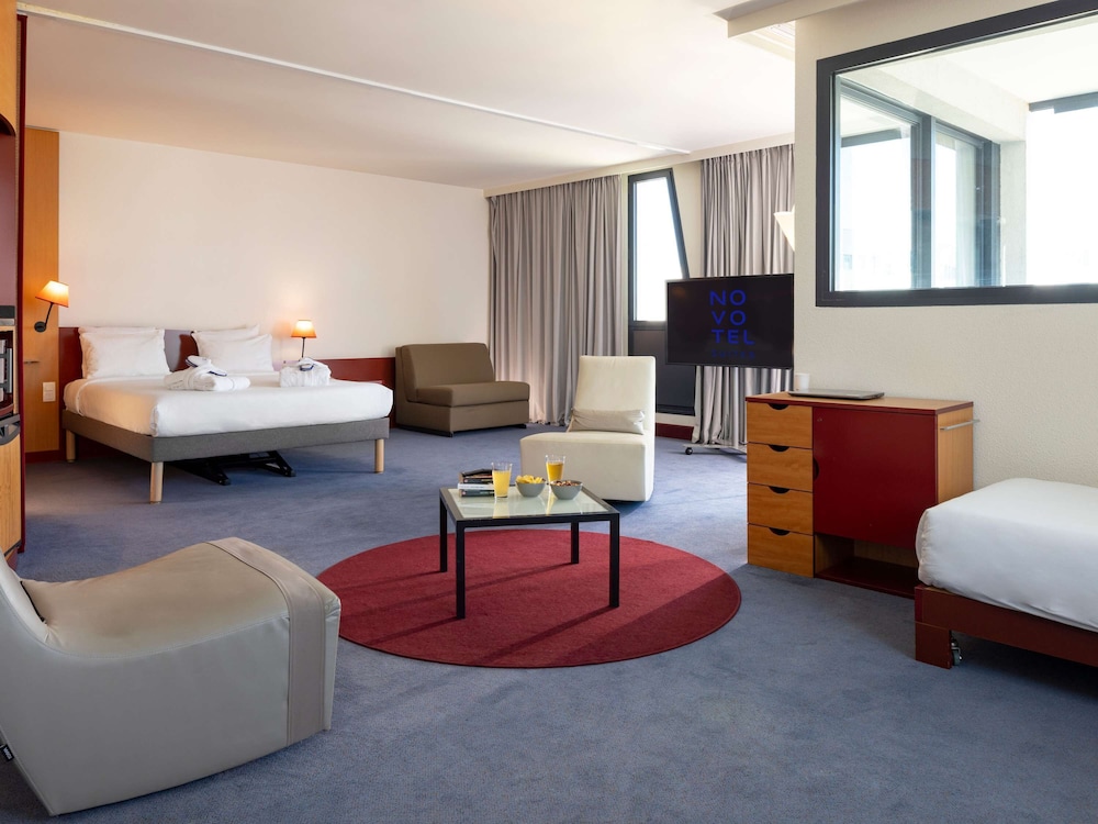 Executive Suite, Multiple Beds - Photo 5