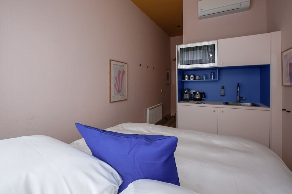 Junior Single Room