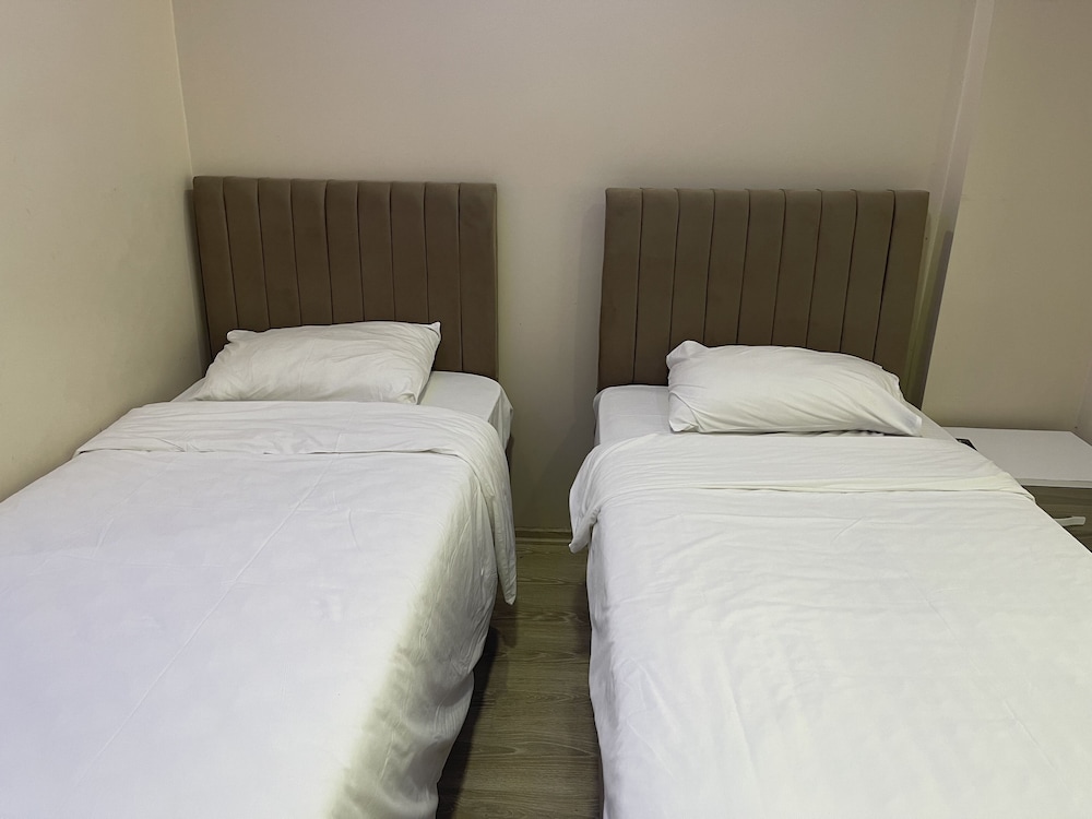 Standard Double or Twin Room photo 3