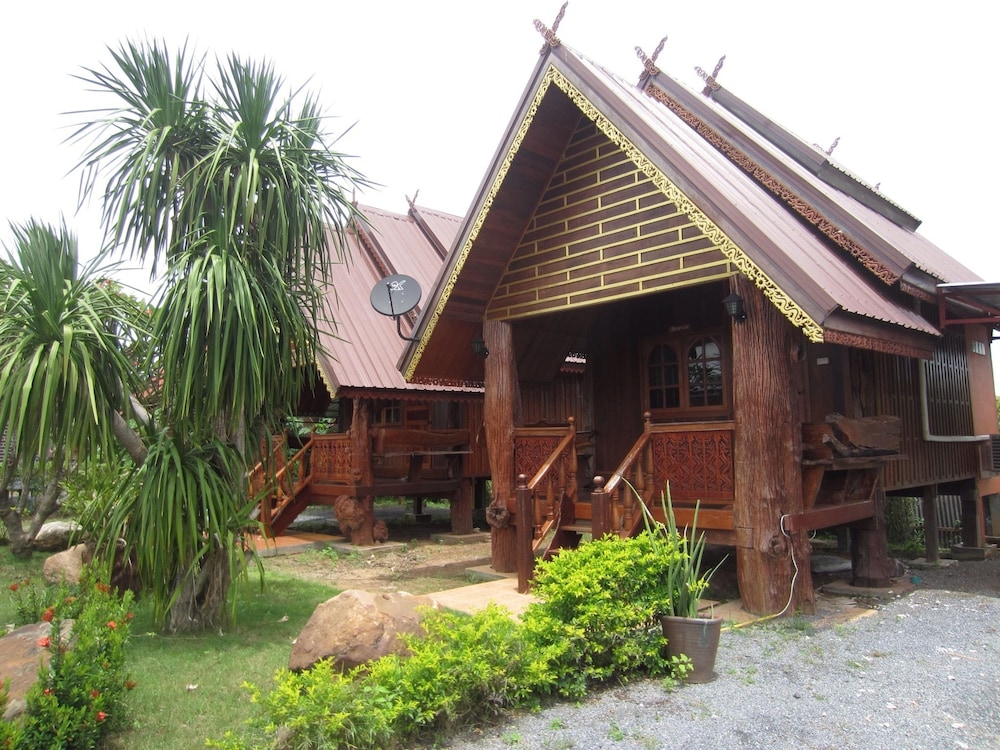 Bungalow photo 2