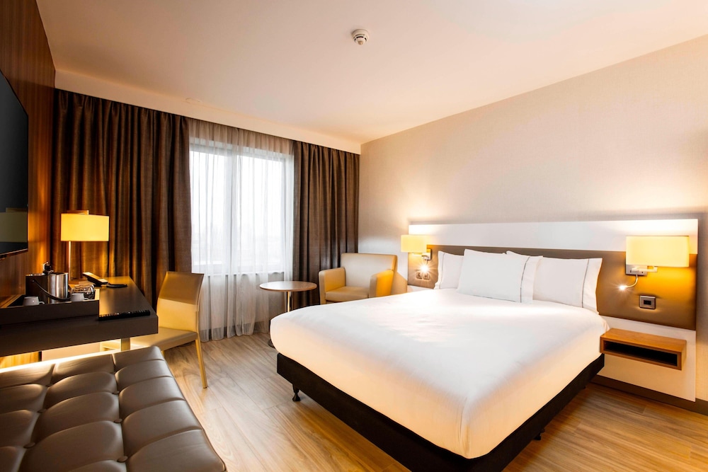 Deluxe Room, 1 Queen Bed - Photo 7
