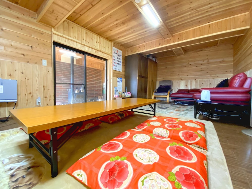 Villa photo 3