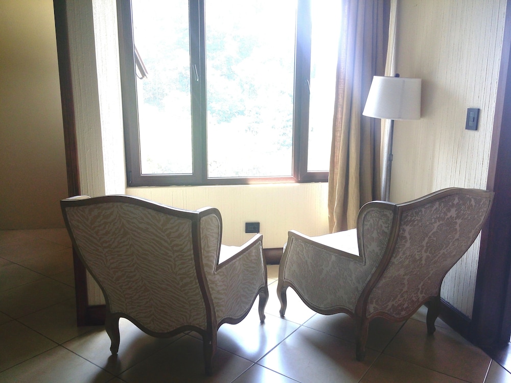 Deluxe Suite, 1 Bedroom, Mountain View photo 3