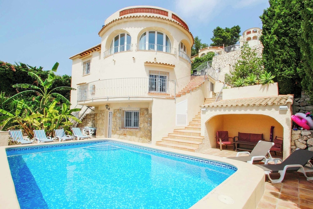 Villa (5 Bedrooms)