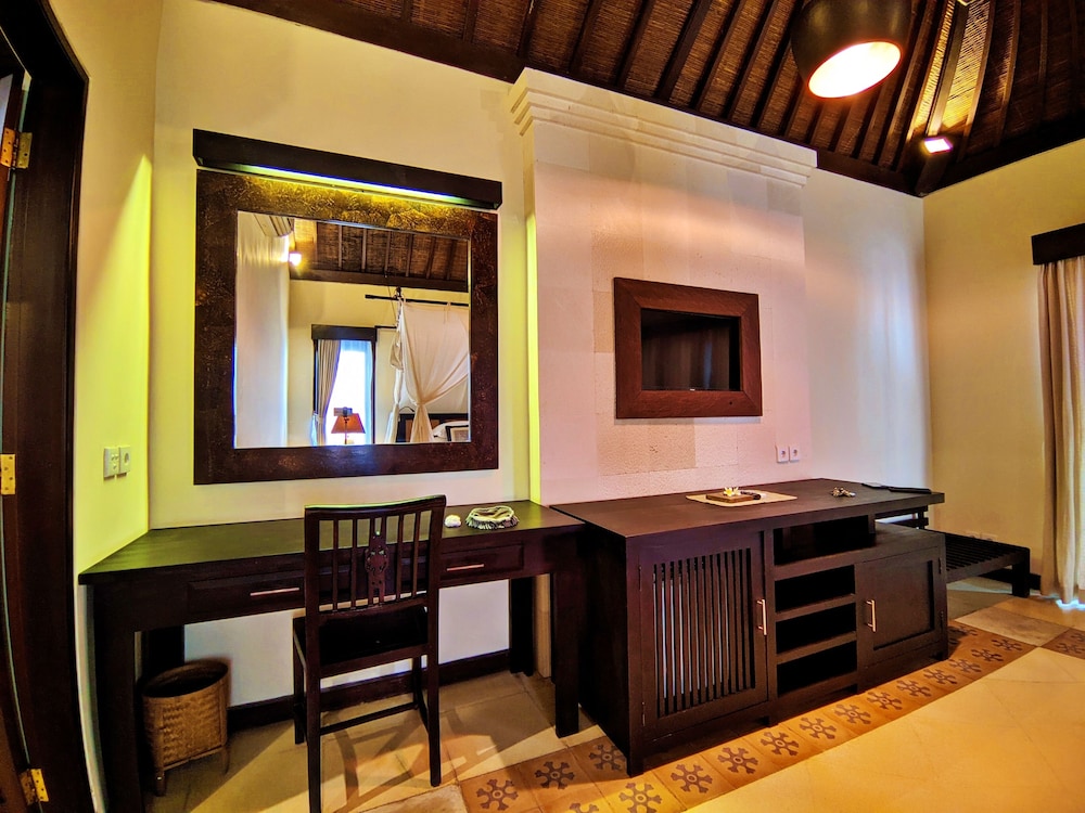 One Bedroom Pool Villa with Butler Service - Photo 8