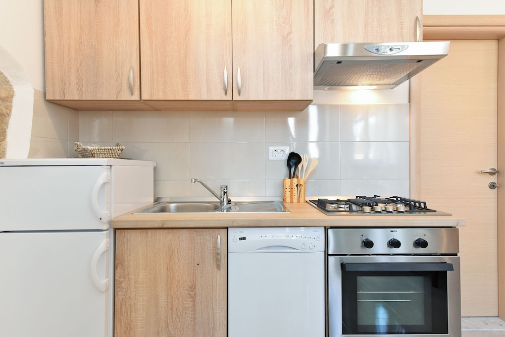 Standard House, 2 Bedrooms (0466) photo 3