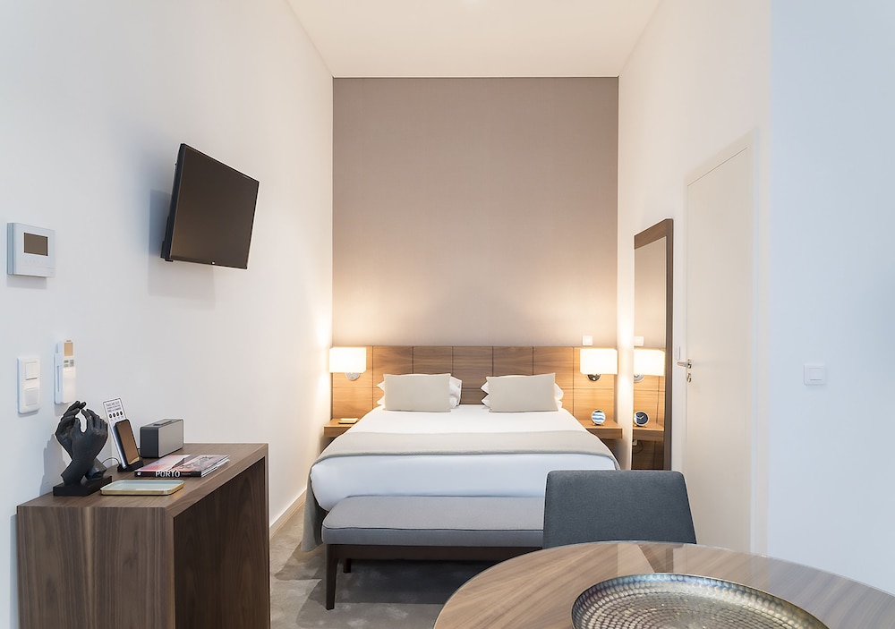 Economy Studio Suite, 1 Queen Bed, Ground Floor