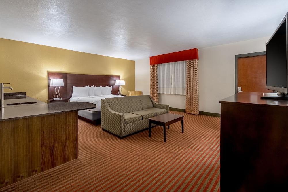 Suite, 1 King Bed