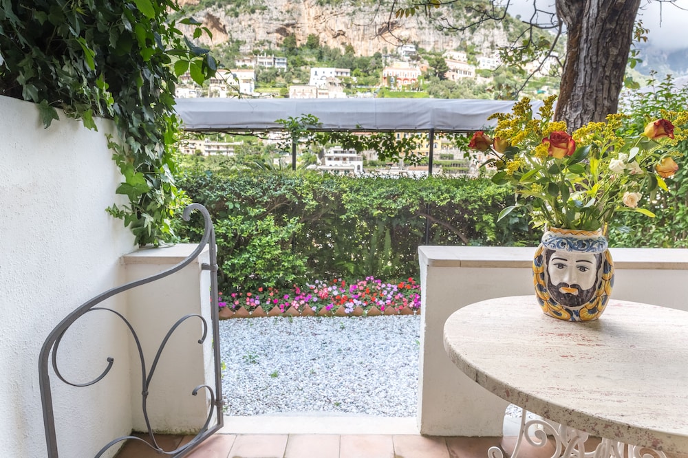 Standard Double or Twin Room, Terrace, Garden View - Photo 6