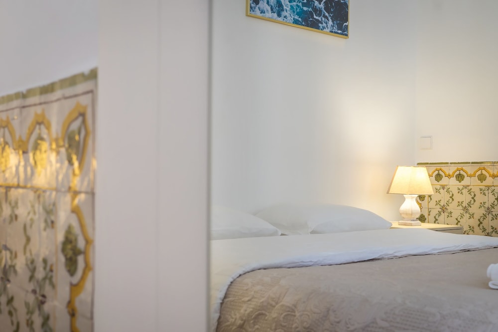 Comfort Double Room, Private Bathroom, City View photo 2