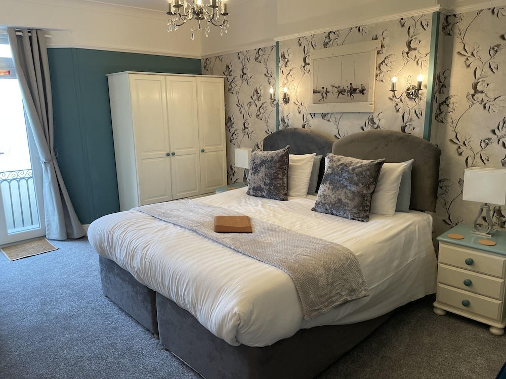 Premier Double Or Twin Room, Ensuite (Sea Front-The Babbacombe )