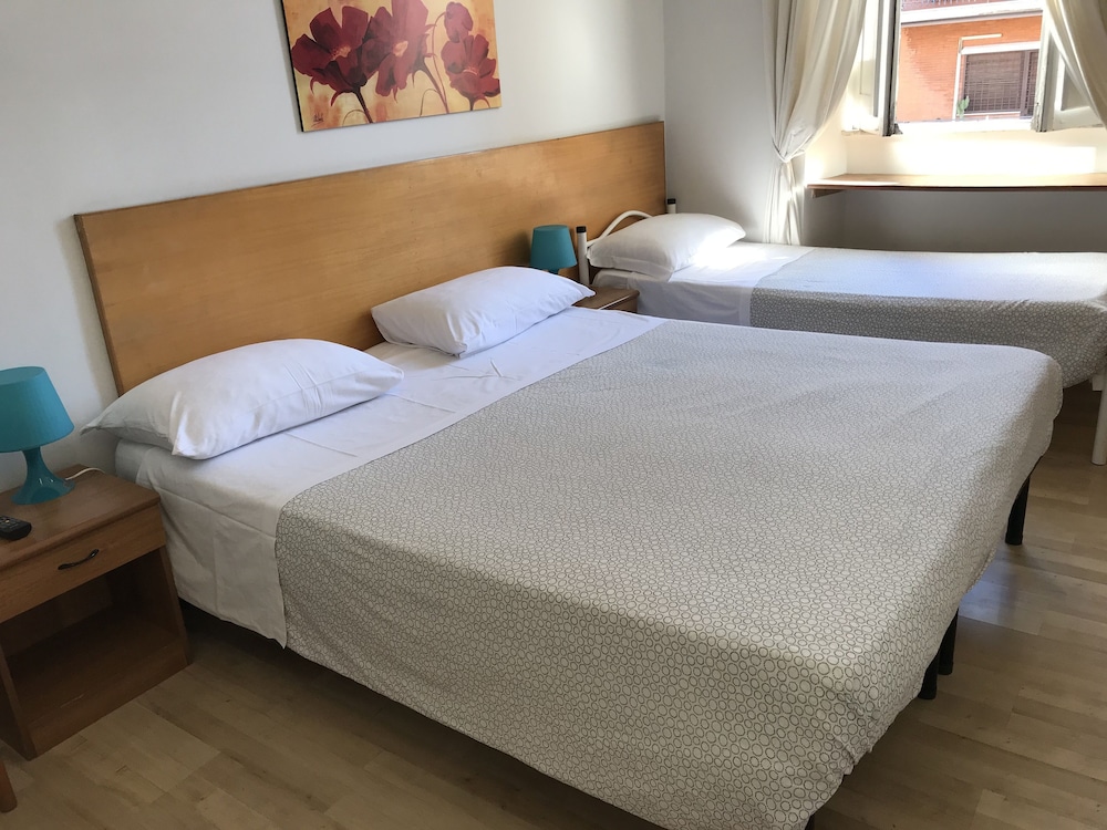 Triple Room photo 3