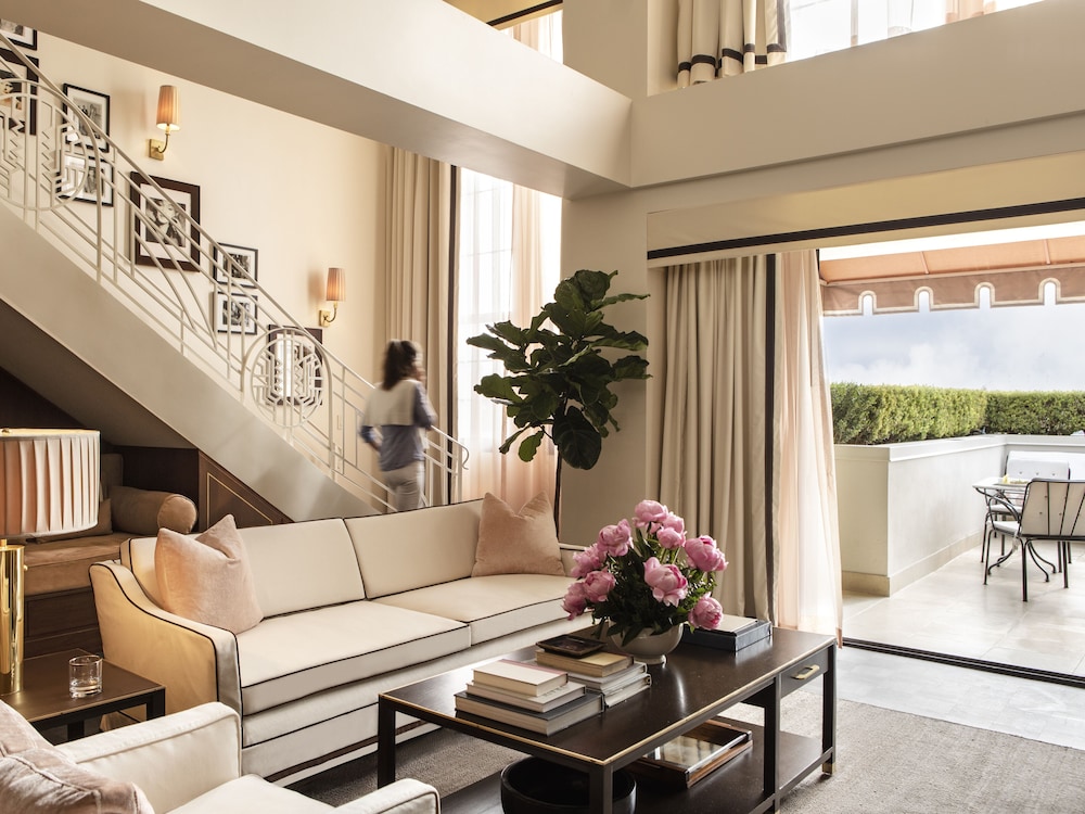 Townhouse Suite