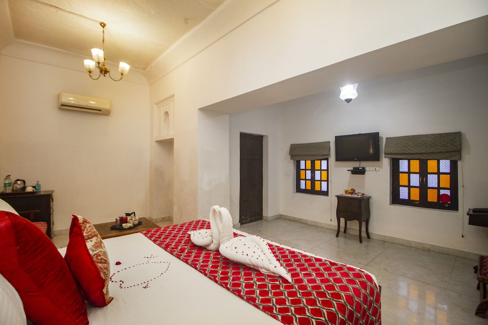 Heritage Room - Photo 2