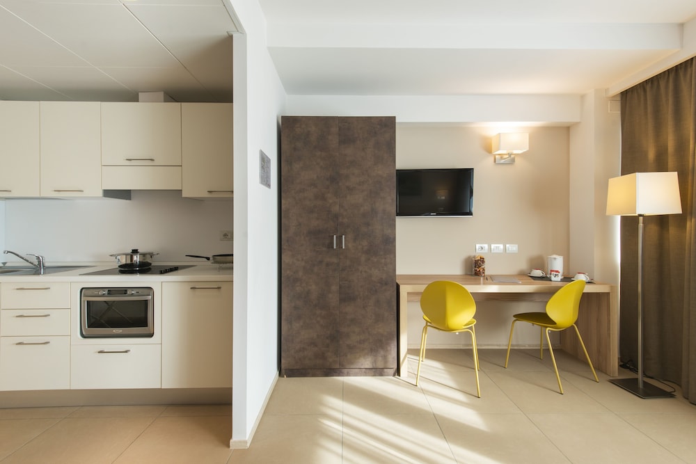 Executive Double Room, Kitchenette