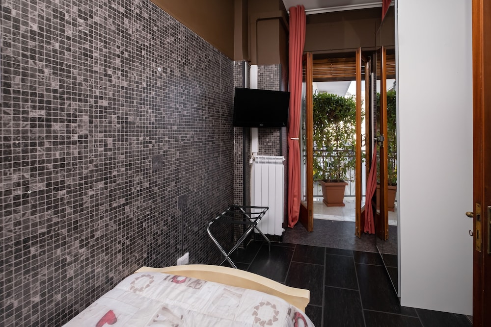 Classic Single Room