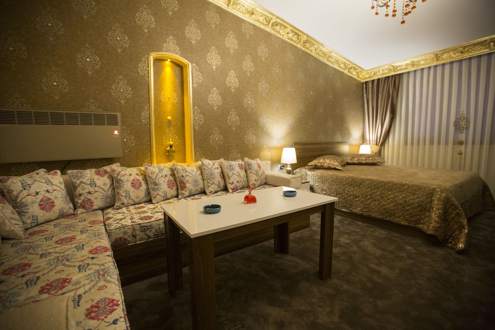 Suite, 1 Bedroom photo 1