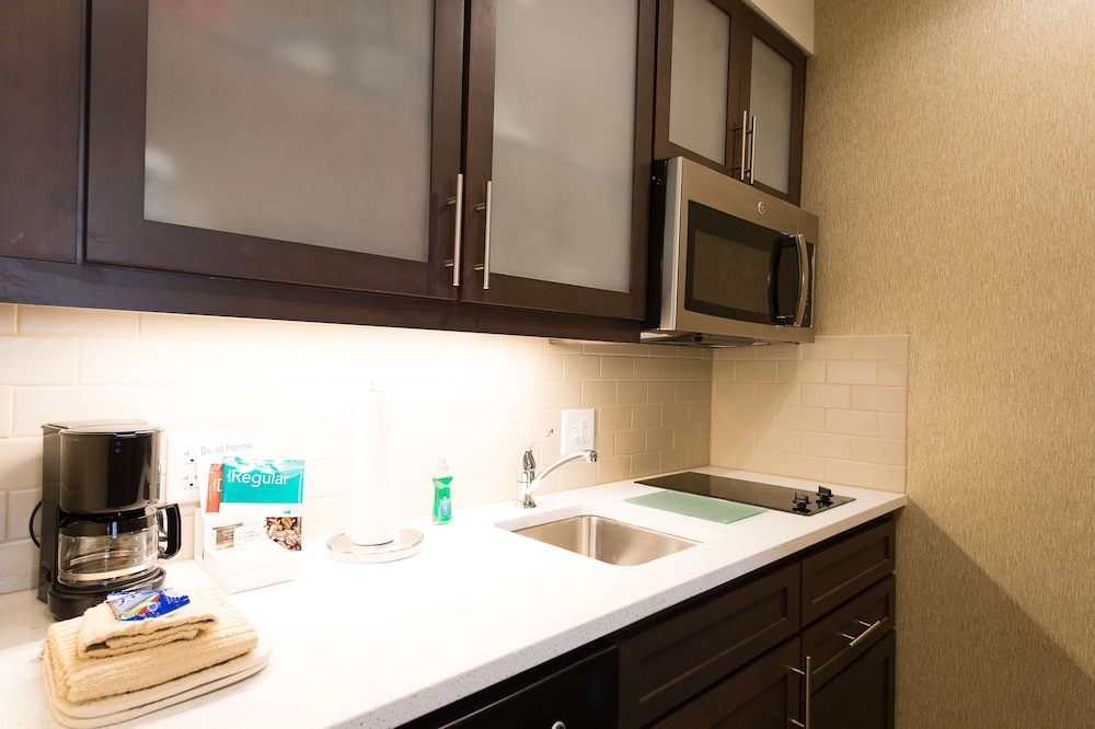 Suite, 2 Queen Beds, Accessible, Non Smoking (Hearing)