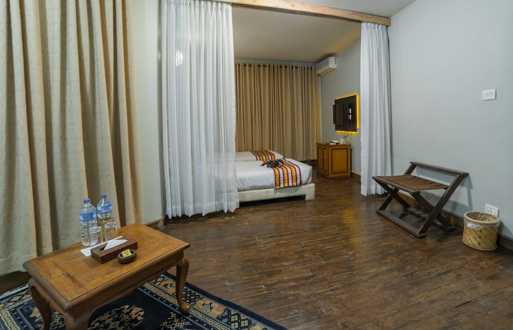 Deluxe Twin Room photo 3