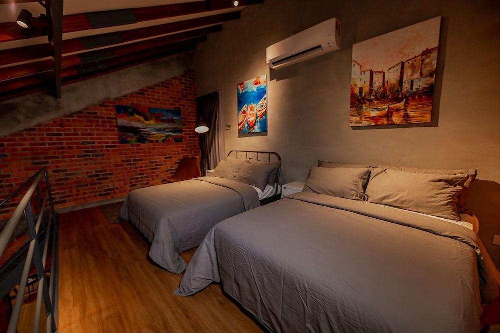 Family Studio Suite - Photo 12