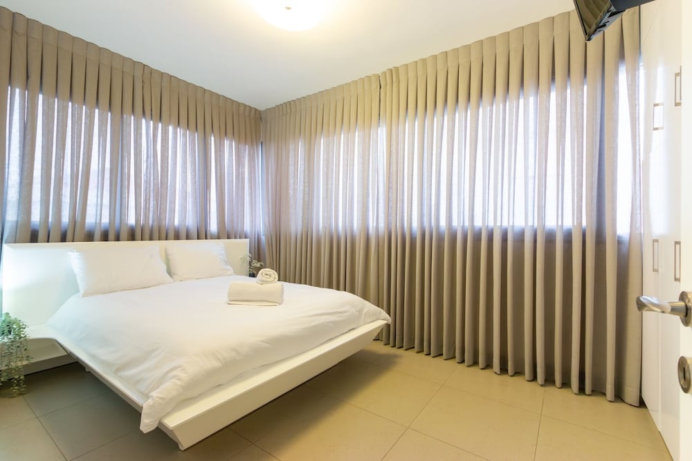 Luxury Villa photo 1