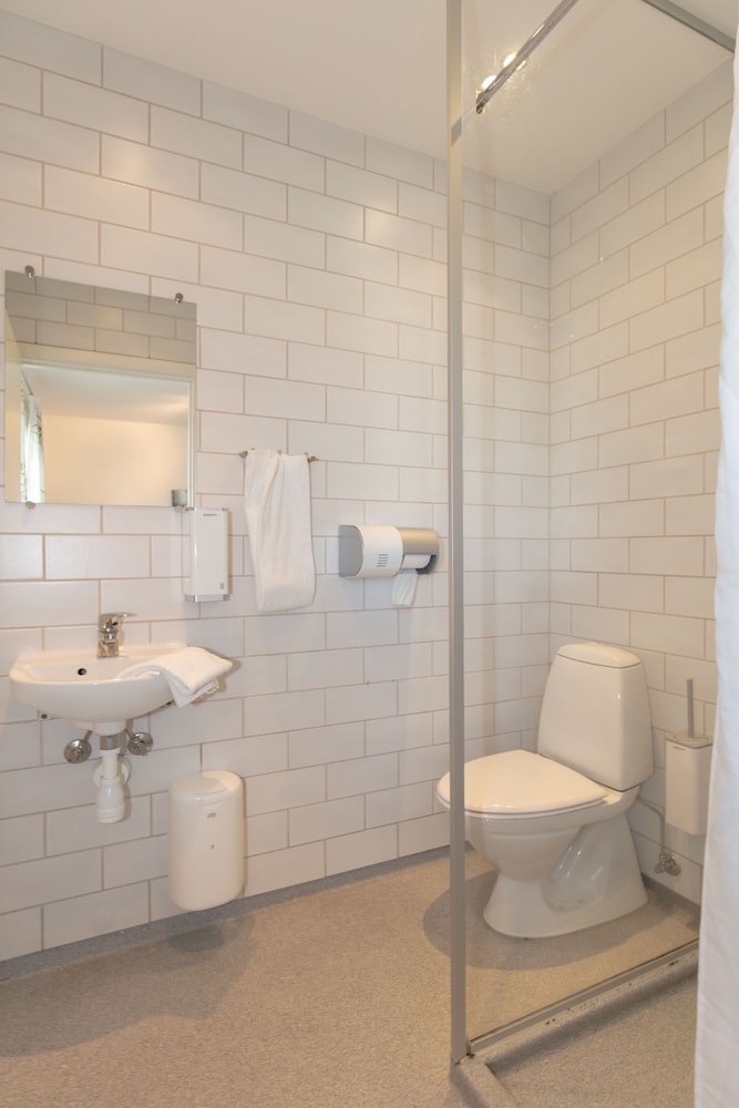 Standard Double Room, Private Bathroom (Skråvej 10) - Photo 6