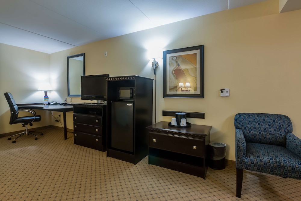 Room, Accessible, Non Smoking - Photo 2