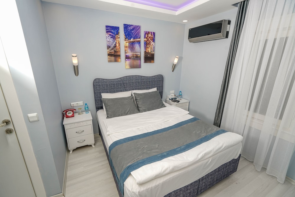 Business Double Room, Pool View photo 1