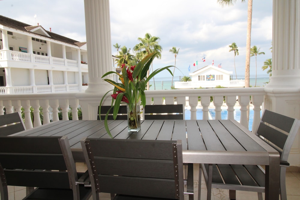 Apartment, 2 Bedrooms, Sea View photo 2