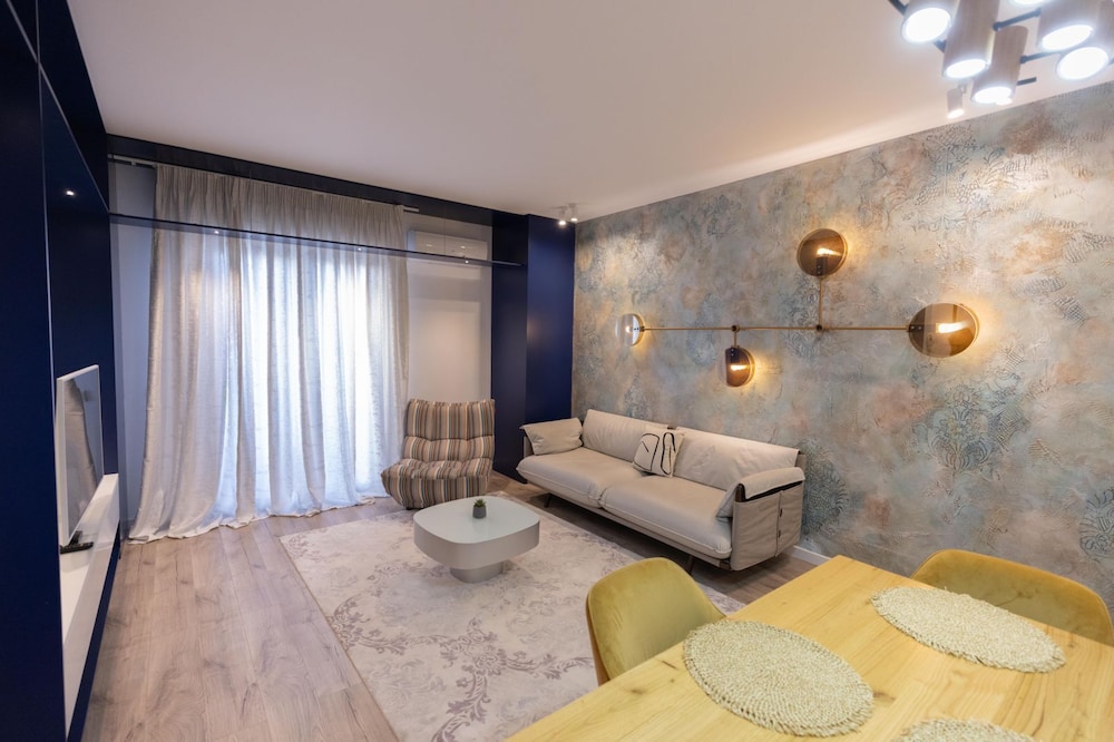Luxury Apartment