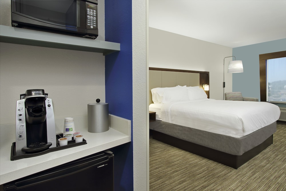 Holiday Inn Express & Suites Columbus North by IHG, Bild 3