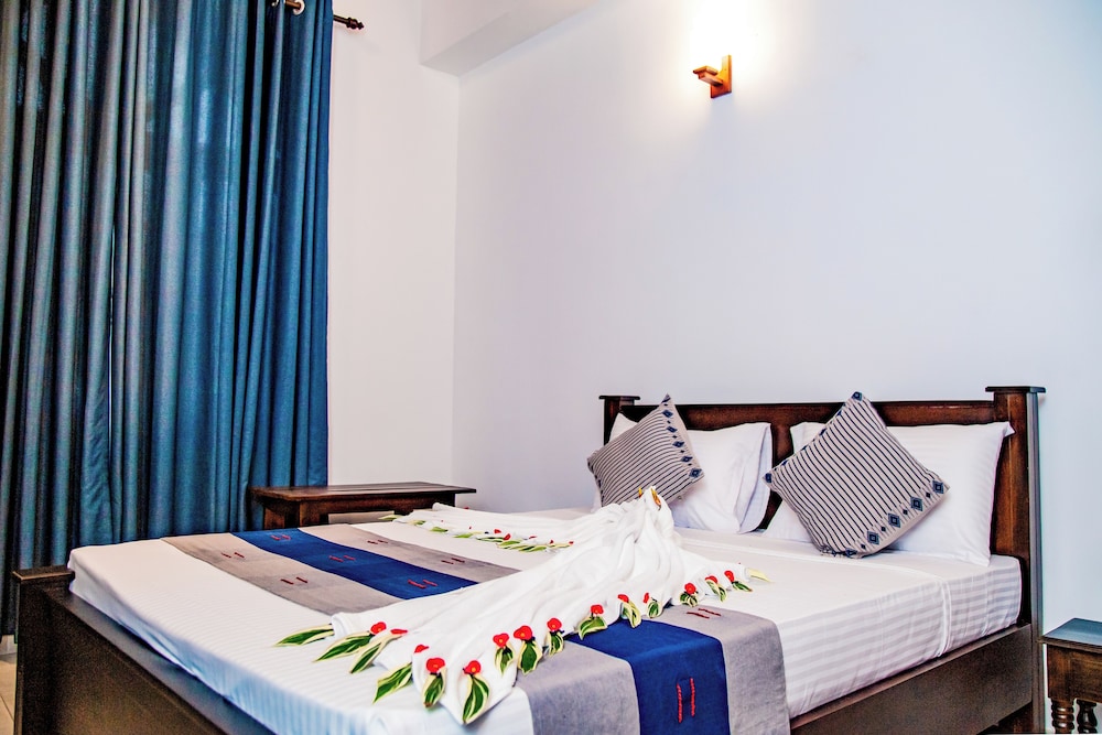 Suite, Garden View