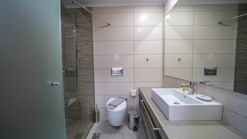 Superior Room, Sea View - Photo 6
