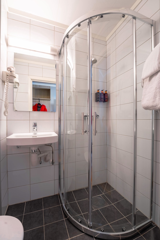 Standard Double or Twin Room photo 2