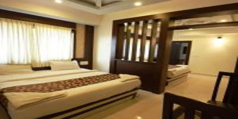 Executive Room photo 2
