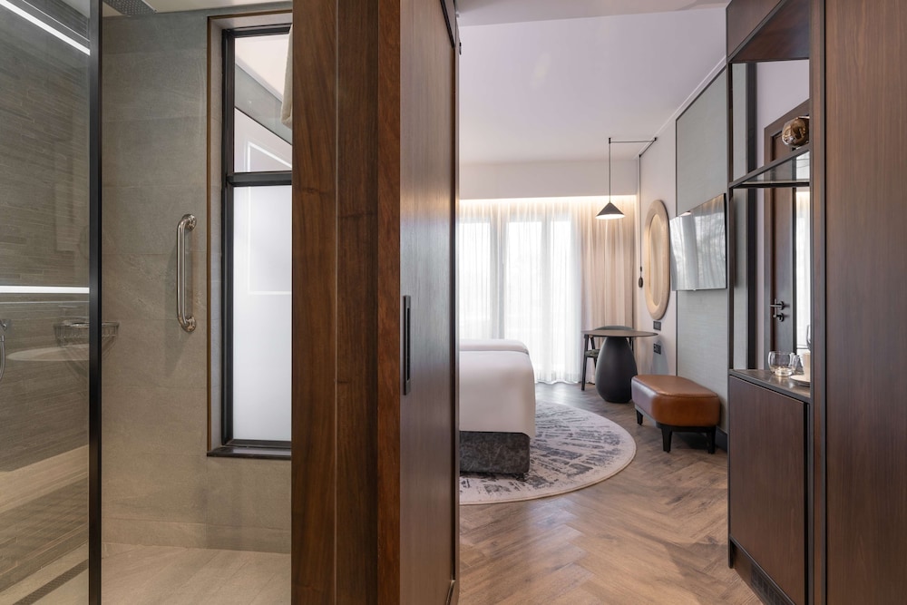 Premium Room, Terrace (Zambezi River View) - Photo 10