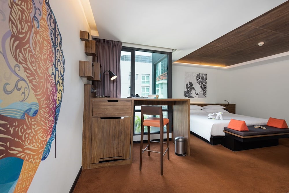 Grand Deluxe Room